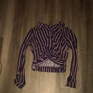 Striped navy and red cropped flannel | size small